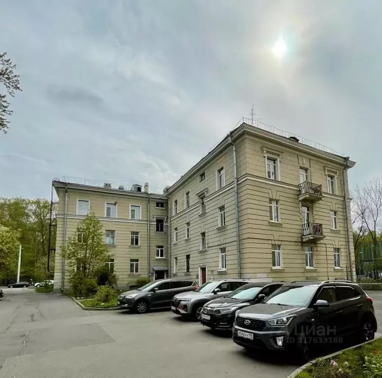 4-к кв. Санкт-Петербург ул. Александра Ульянова, 12 (99.1 м) - Фото 1