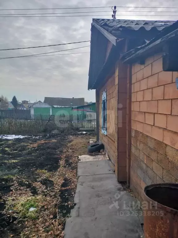 Дом в Кемеровская область, Юрга Интернациональная ул., 27 (35 м) - Фото 2