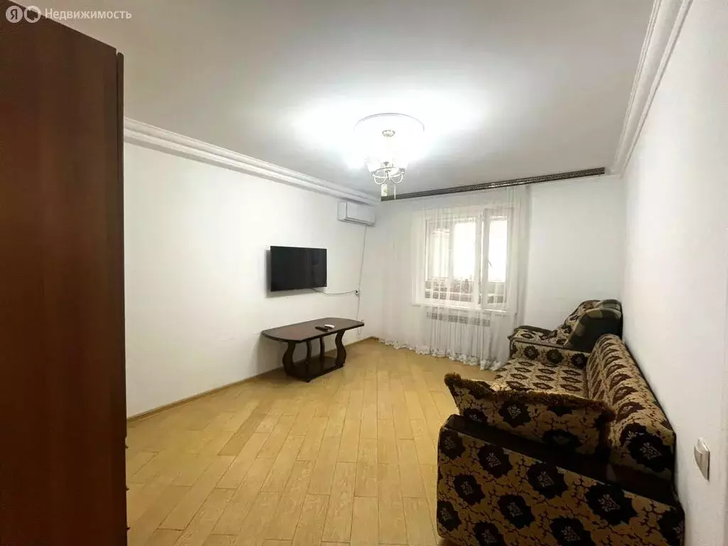 1-комнатная квартира: Дербент, улица Сальмана, 89 (36 м) - Фото 0