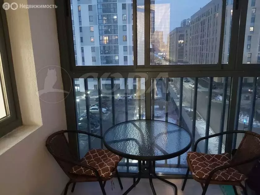 2-комнатная квартира: Тюмень, улица Михаила Сперанского, 39 (56.4 м) - Фото 1