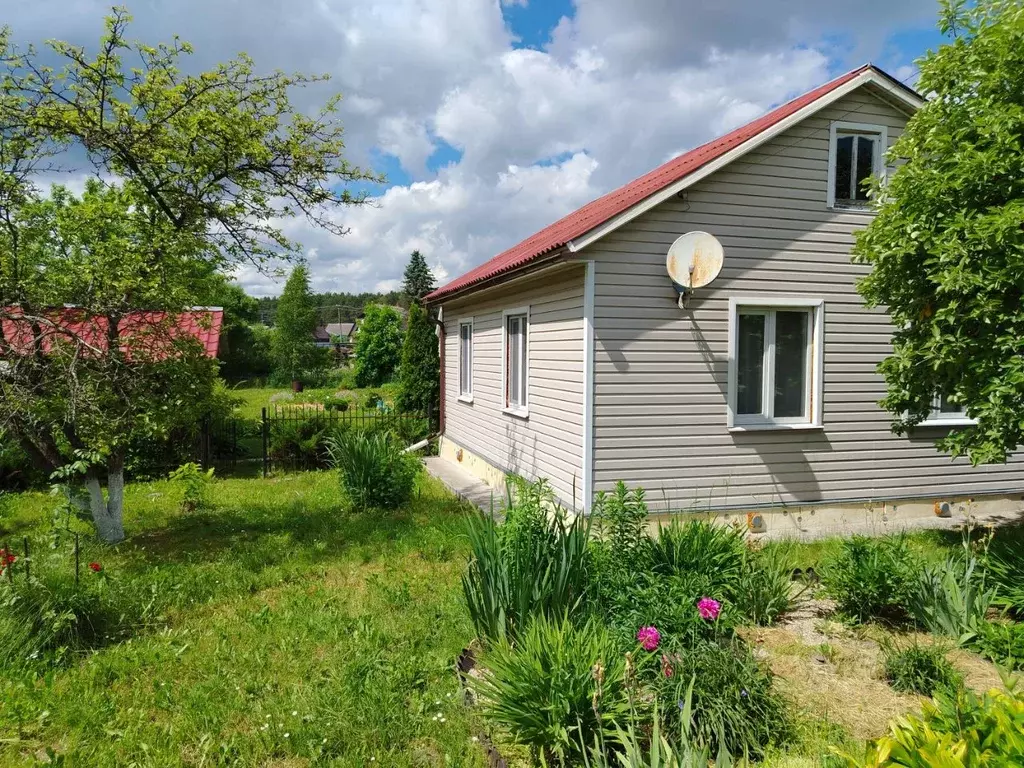 Дом в Брянская область, Жуковка ул. Горького, 48 (77 м) - Фото 1