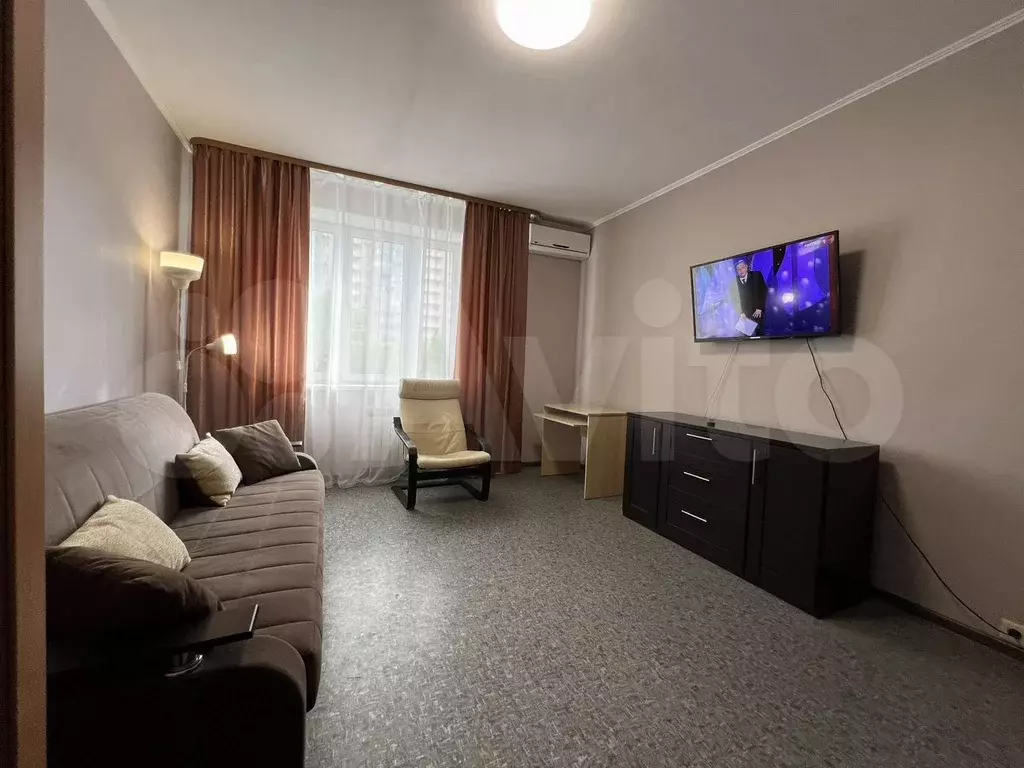 1-к. квартира, 36 м, 4/24 эт. - Фото 0