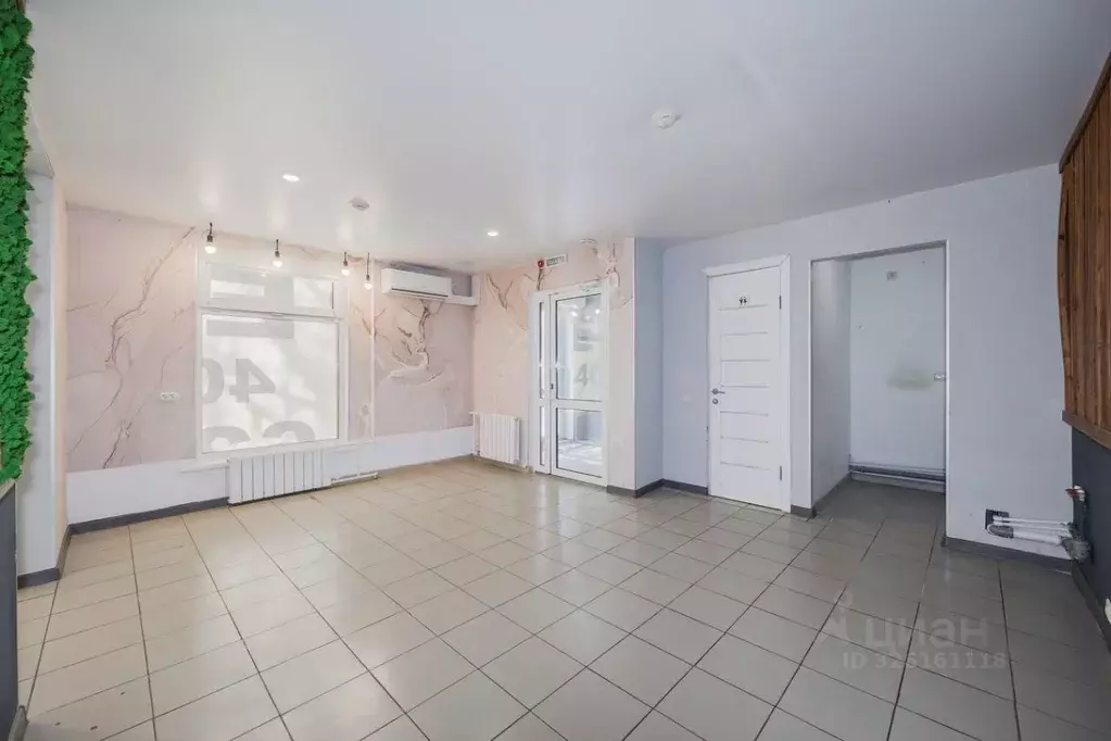 Помещение свободного назначения в Свердловская область, Екатеринбург ... - Фото 2