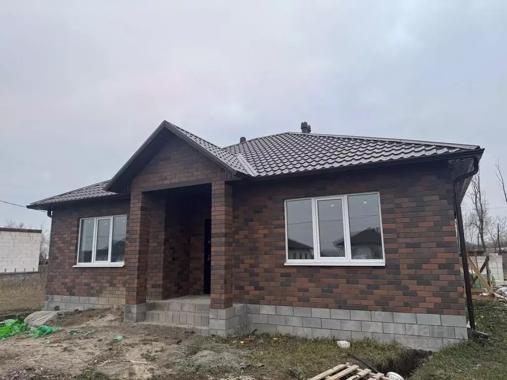 Дом в Белгородская область, Белгородский район, с. Стрелецкое ул. ... - Фото 1