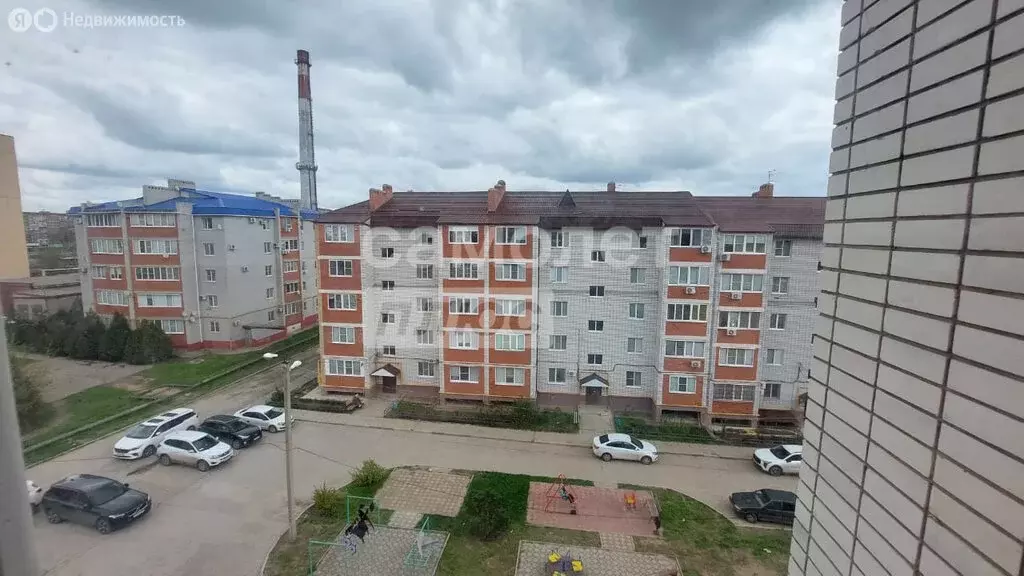 2-комнатная квартира: Элиста, 9-й микрорайон, 6 (61.8 м) - Фото 1