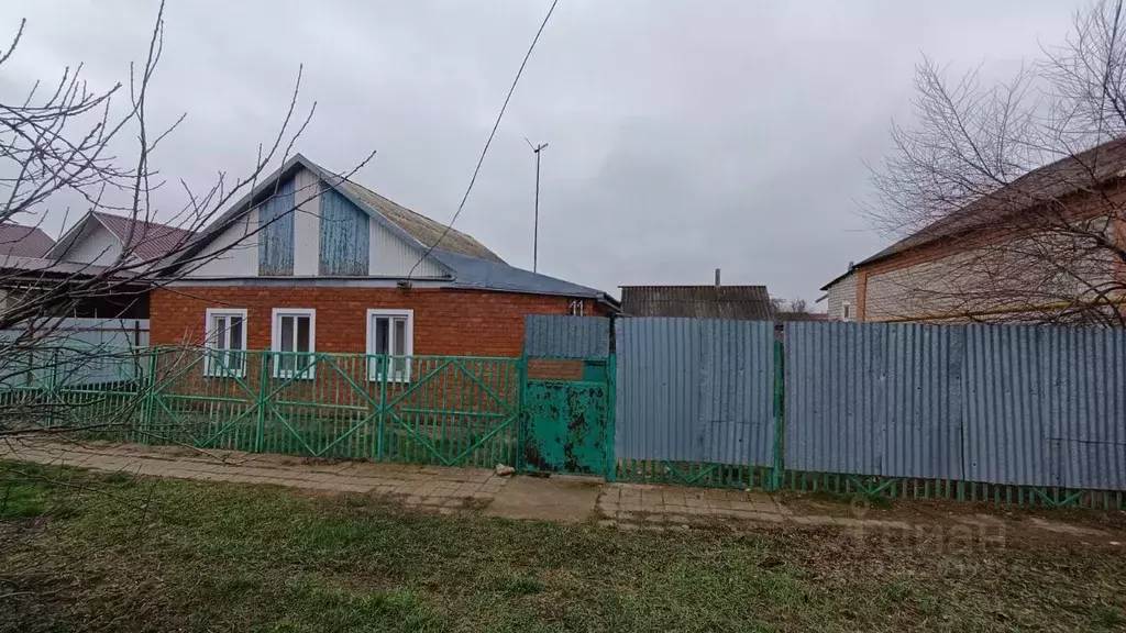 Дом в Краснодарский край, Выселки ст-ца пер. Вышинского, 11 (65 м) - Фото 1