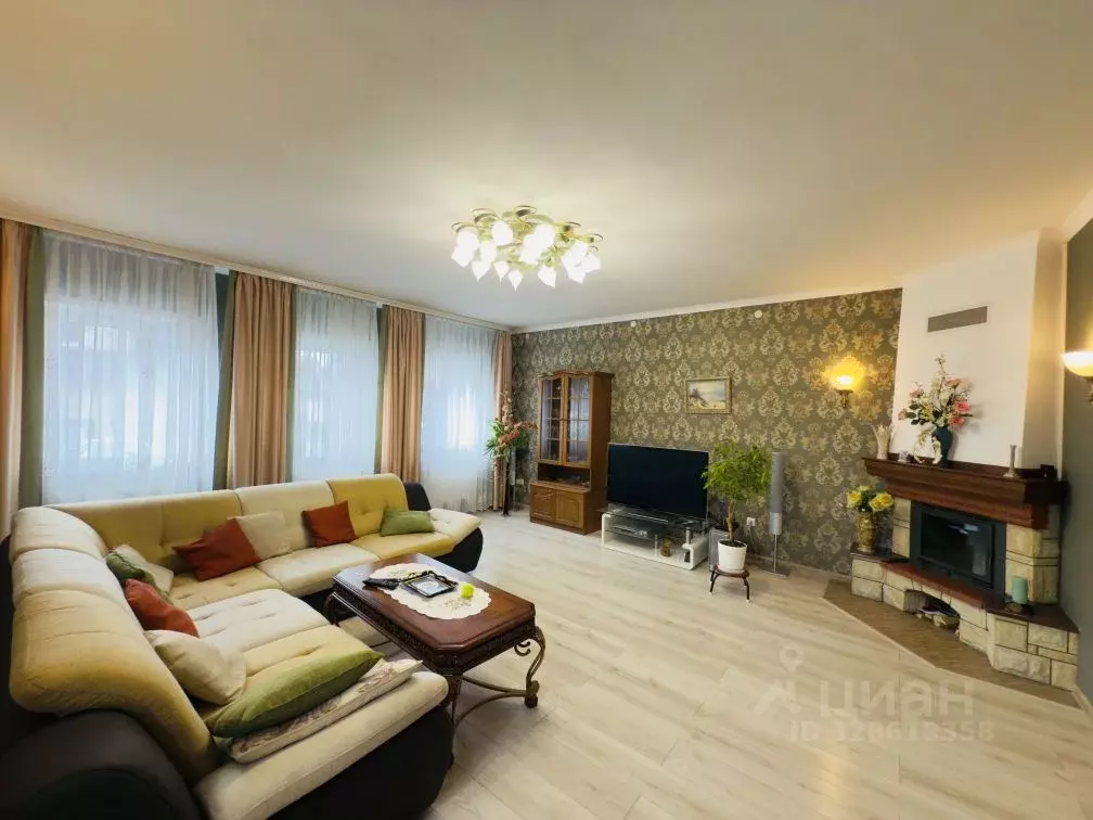 Дом в Калининградская область, Калининград Владимирская ул., 22 (224 ... - Фото 2