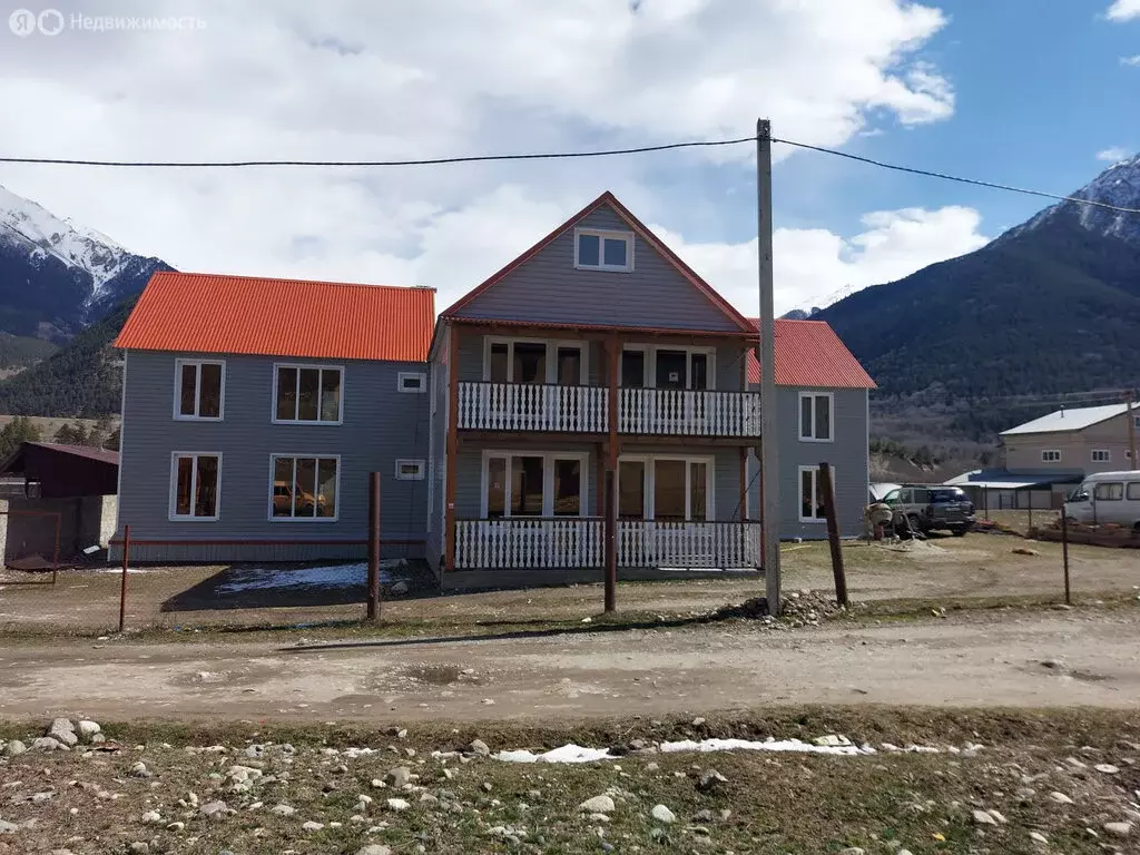 Дом в Теберда, улица Микрорайон, 9Г (508.4 м) - Фото 1