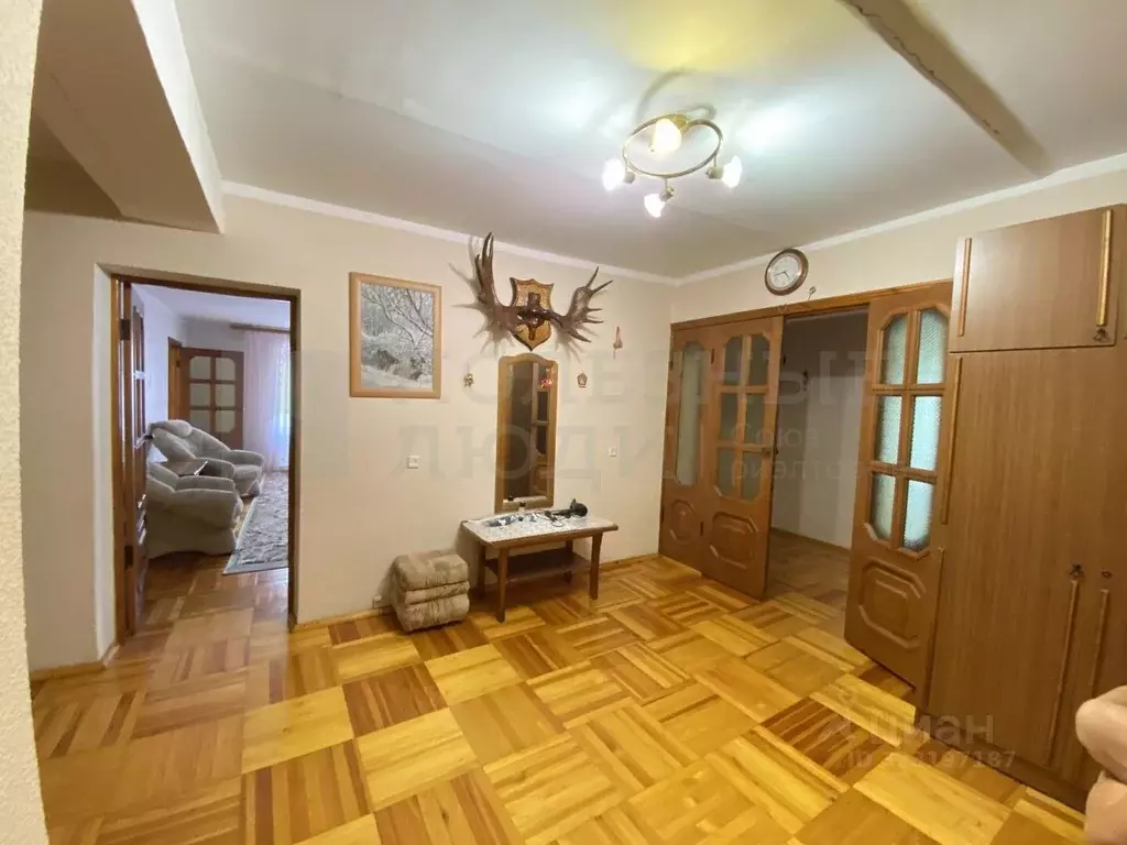 4-к кв. Новгородская область, Боровичи ул. Софьи Перовской, 86А (157.3 ... - Фото 1