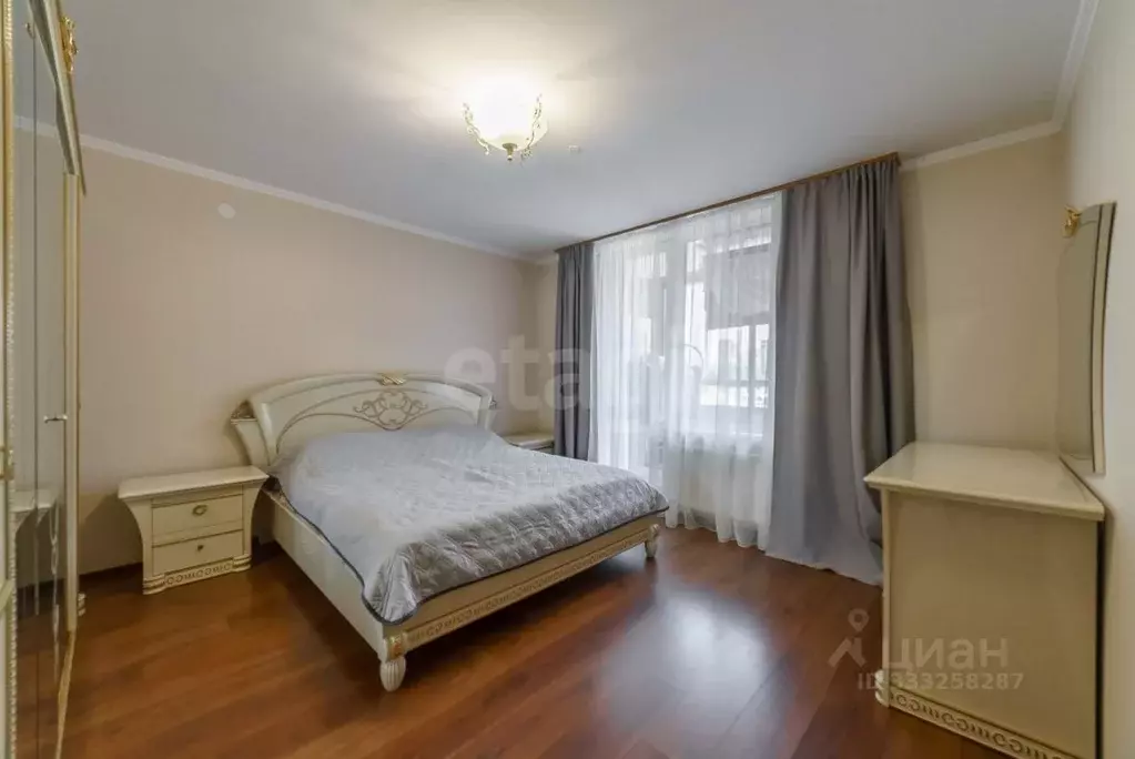 3-к кв. Санкт-Петербург Лабораторный просп., 20к3 (75.9 м) - Фото 1