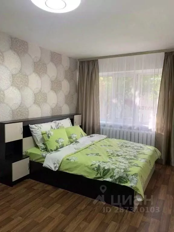 1-к кв. Волгоградская область, Волгоград Невская ул., 12 (33.0 м) - Фото 1