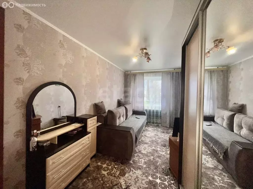 4-комнатная квартира: Губкин, улица Воинов-Интернационалистов, 3 (75.6 ... - Фото 2