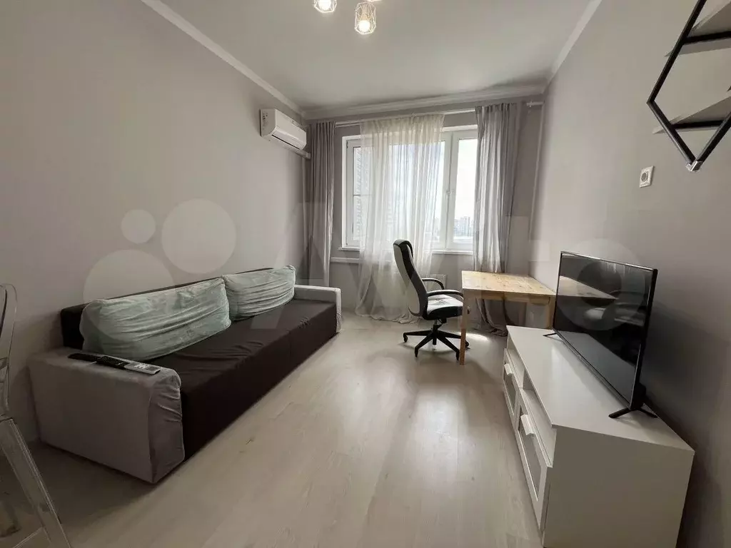 1-к. квартира, 40 м, 8/16 эт. - Фото 0