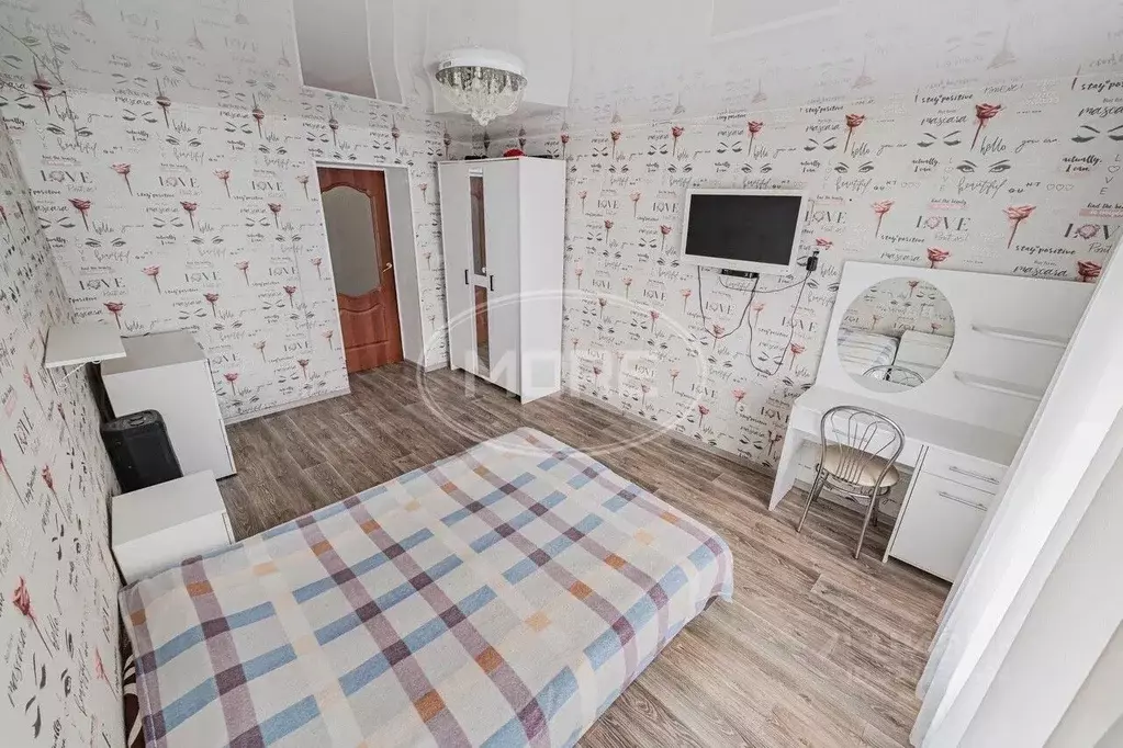 Дом в Калининградская область, Правдинский муниципальный округ, пос. ... - Фото 1