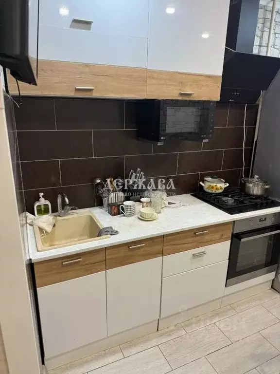 3-к кв. Белгородская область, Старый Оскол Дубрава мкр, 1 кв-л,  (64.0 ... - Фото 2