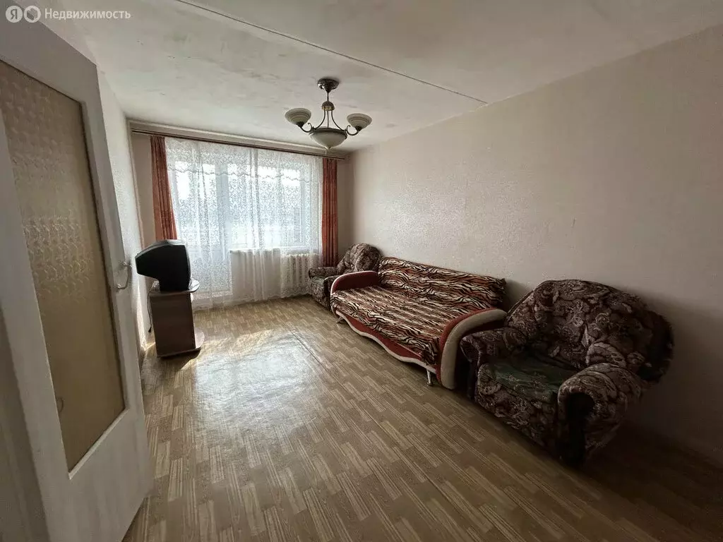 2-комнатная квартира: Октябрьский, 34-й микрорайон, 27 (50.7 м) - Фото 0