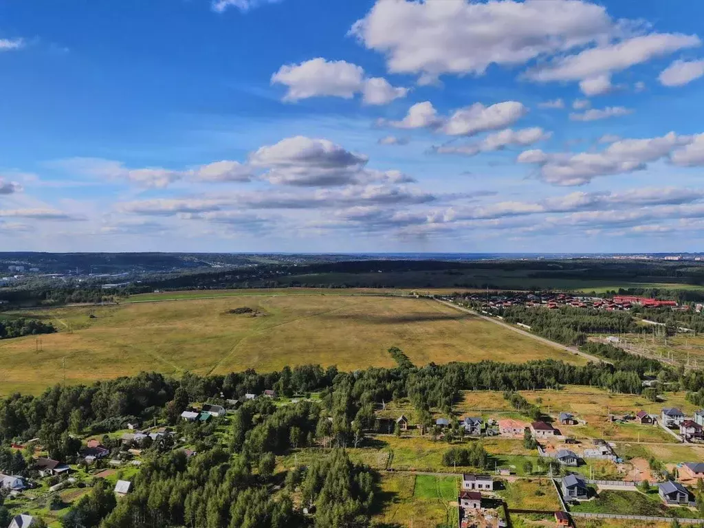 Участок в Московская область, Дмитровский муниципальный округ, д. ... - Фото 0