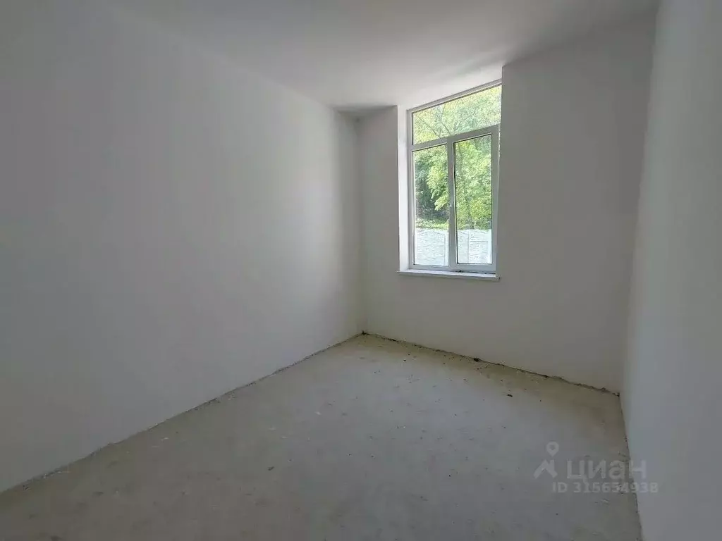 Дом в Крым, Ялта муниципальный округ, Виноградное пгт ш. ... - Фото 1