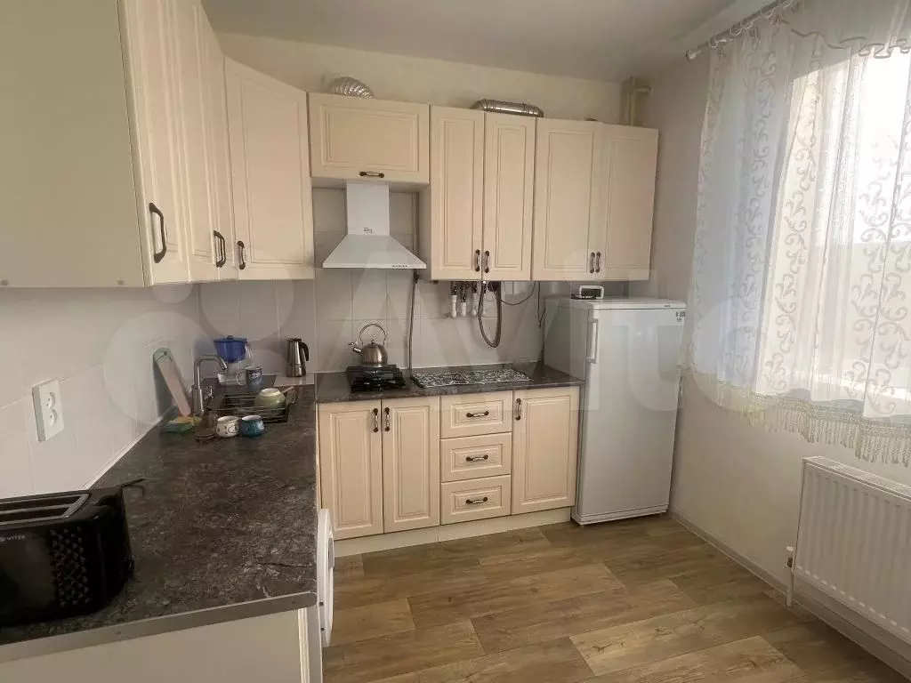 1-к. квартира, 35 м, 1/3 эт. - Фото 1