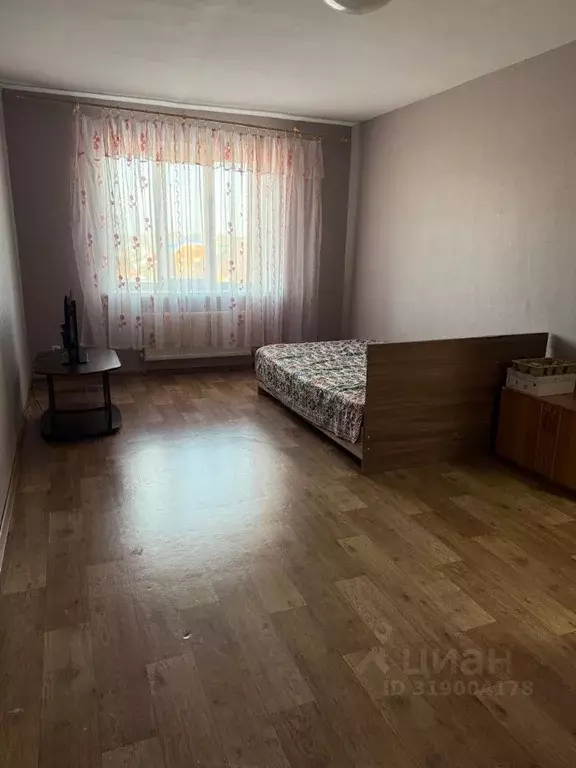 1-к кв. Башкортостан, Нефтекамск Комсомольский просп., 64 (40.0 м) - Фото 0