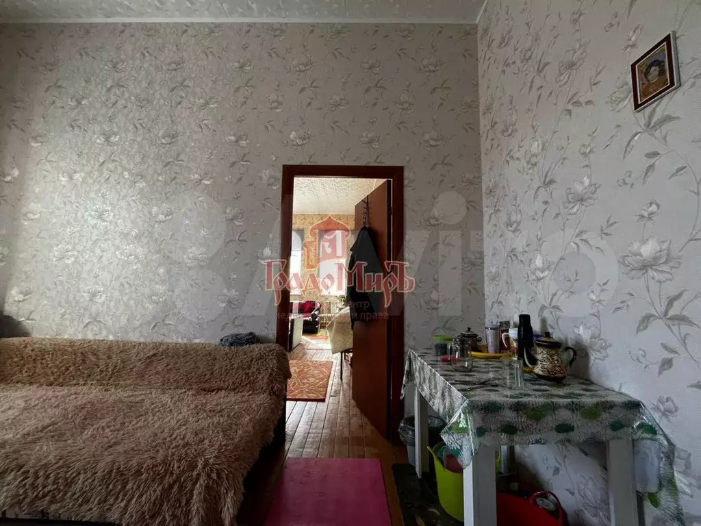 Комната 37 м в 5-к., 2/2 эт. - Фото 1