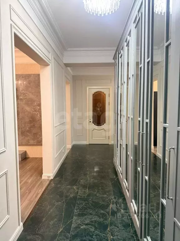 3-к кв. Дагестан, Махачкала ул. Абдулхакима Исмаилова, 80В (136.0 м) - Фото 1