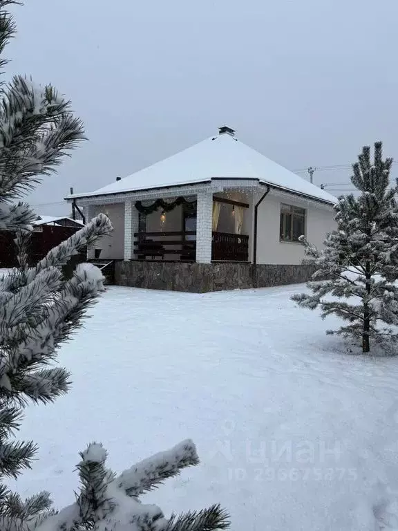 Дом в Свердловская область, Березовский муниципальный округ, пос. ... - Фото 1