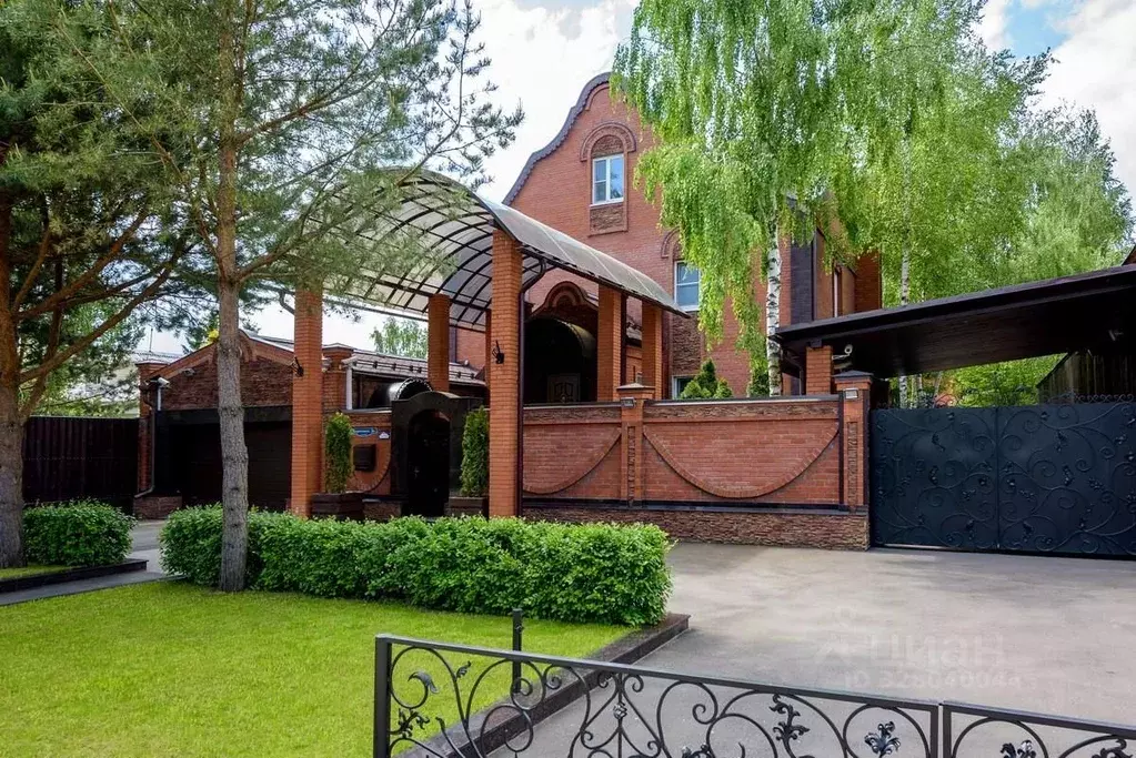 Дом в Московская область, Одинцовский городской округ, с. Аксиньино  ... - Фото 1