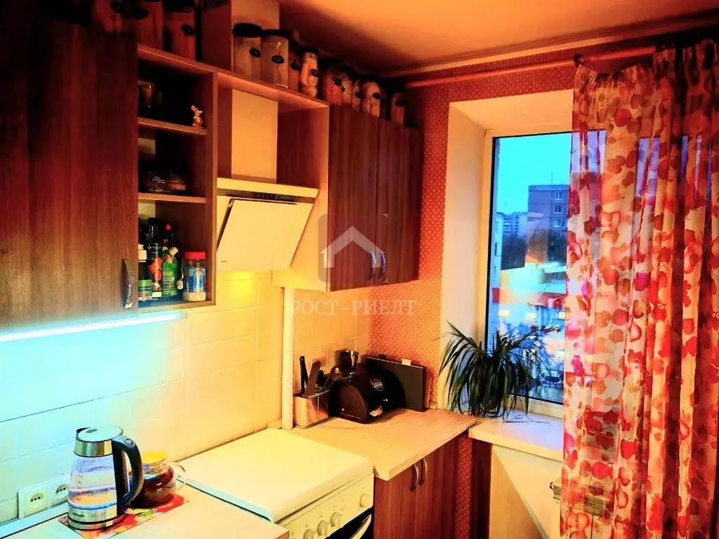 2-к кв. Саратовская область, Саратов ул. Большая Горная, 162 (46.9 м) - Фото 1