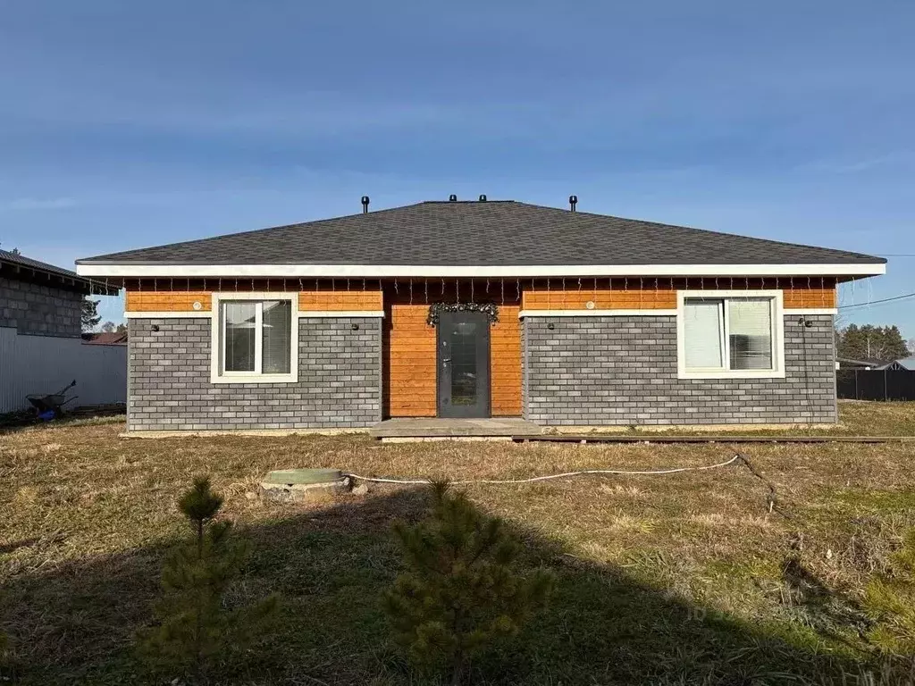 Дом в Иркутская область, Иркутский муниципальный округ, пос. ... - Фото 1