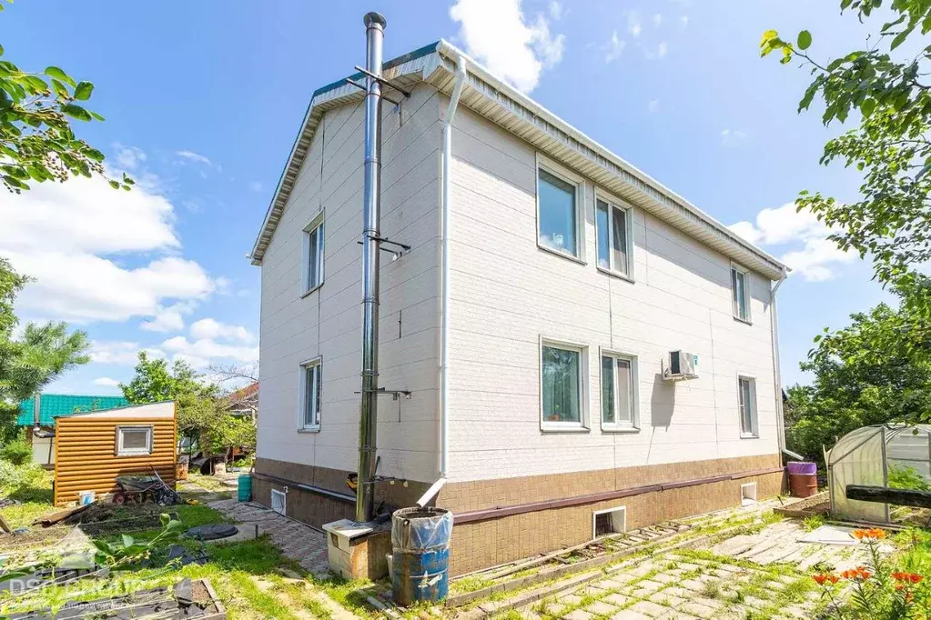 Дом в Хабаровский край, Хабаровск ул. Салтыкова-Щедрина, 38 (200 м) - Фото 2