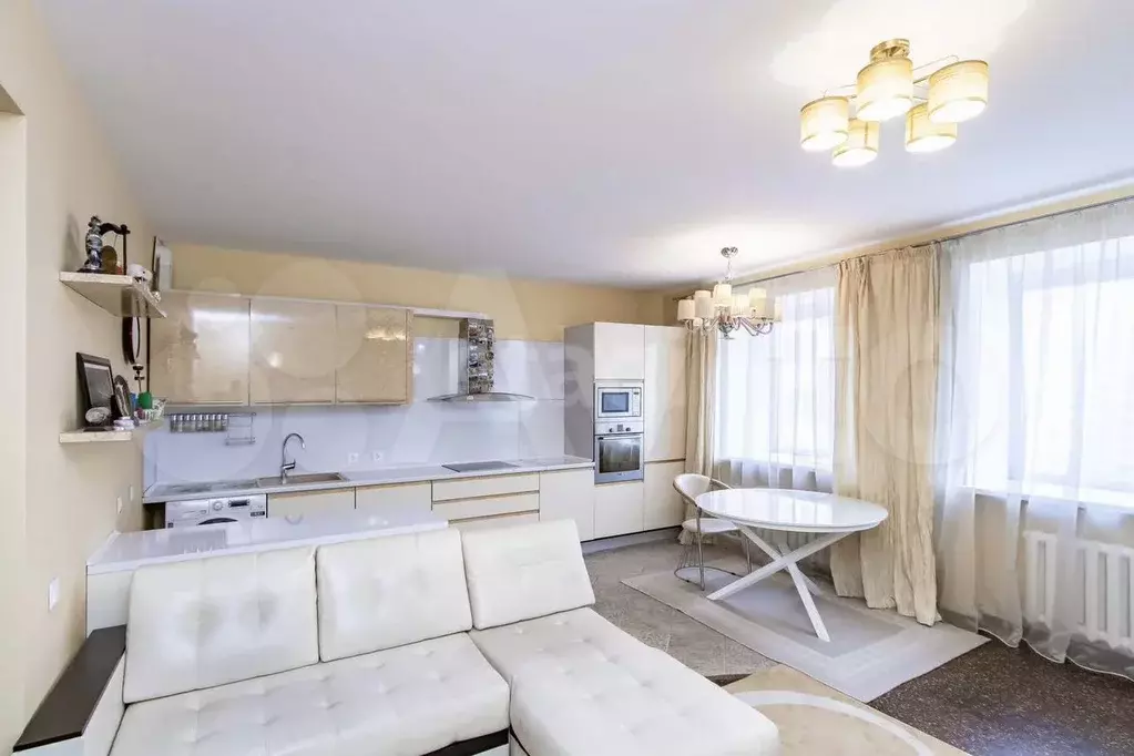 2-к. квартира, 82,5 м, 8/9 эт. - Фото 1