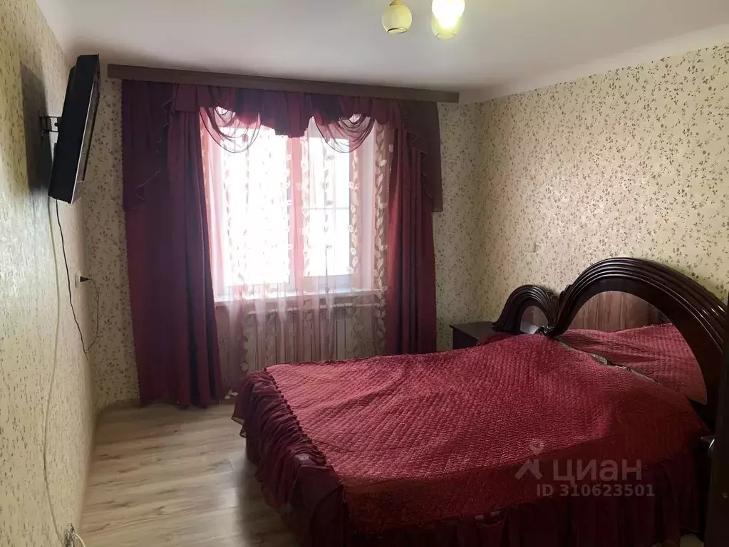 3-к кв. Смоленская область, Дорогобуж ул. Свердлова, 9 (70.0 м) - Фото 1