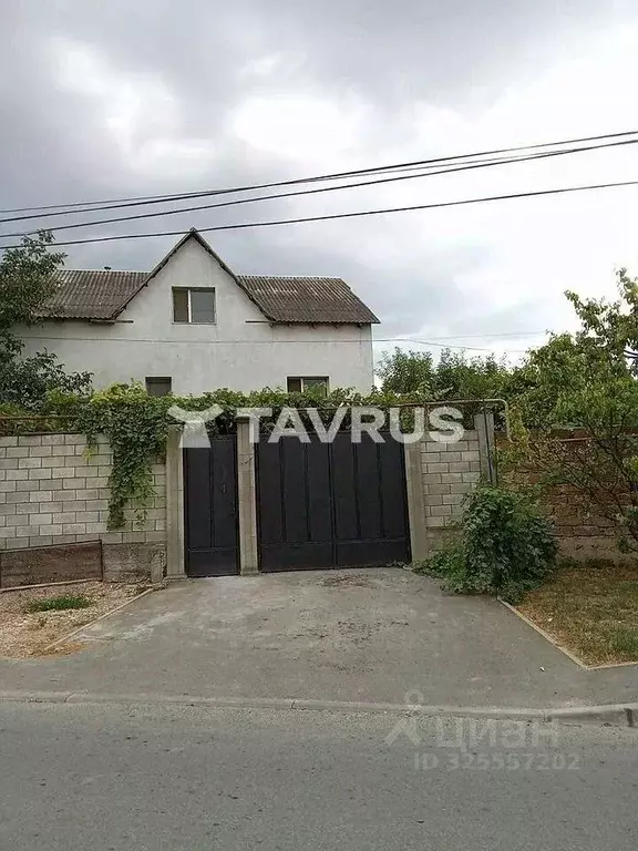 Дом в Крым, Симферополь ул. Звездная (360 м) - Фото 1