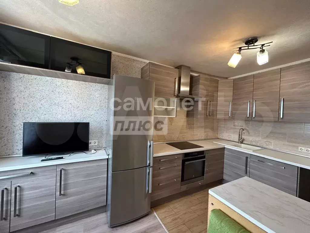 2-к. квартира, 60 м, 11/15 эт. - Фото 0