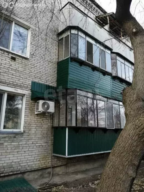 3-комнатная квартира: Искра, улица Геннадия Ожгихина, 10 (64.3 м) - Фото 2