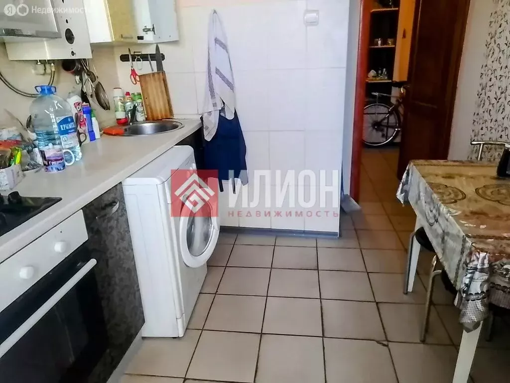 4-комнатная квартира: Севастополь, улица Павла Корчагина, 16 (70 м) - Фото 0