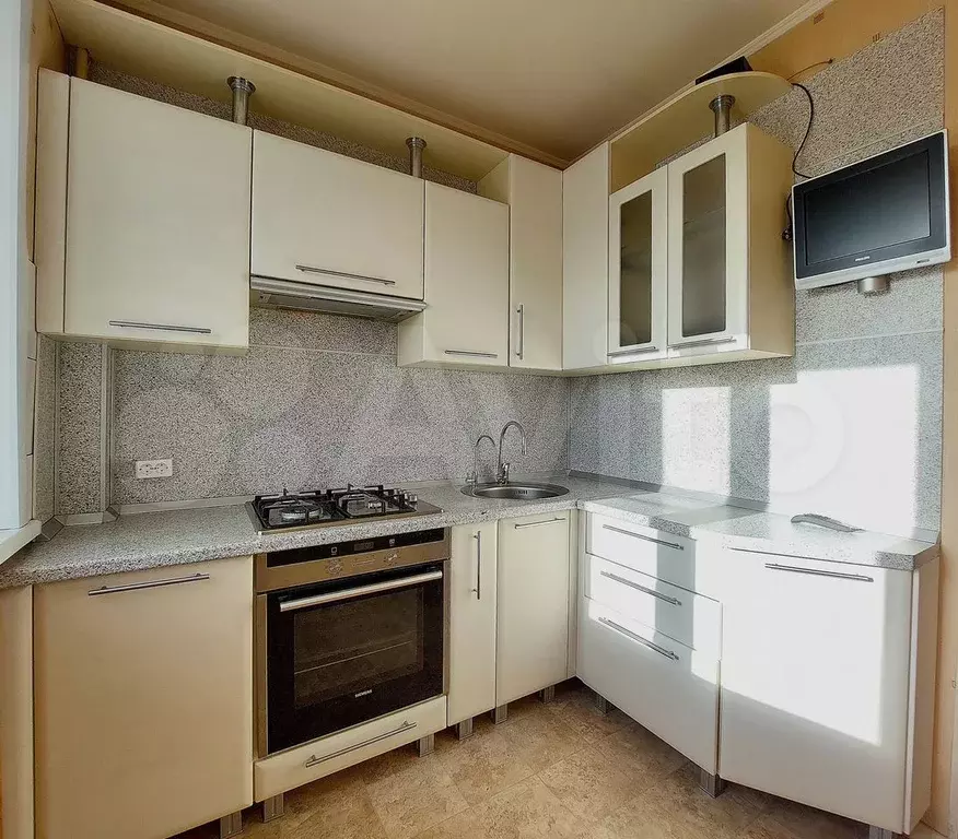 2-к. квартира, 44 м, 5/9 эт. - Фото 1