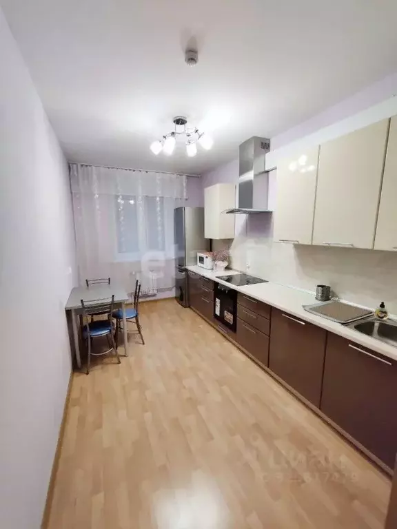 1-к кв. Свердловская область, Екатеринбург ул. Парниковая, 6 (37.2 м) - Фото 1