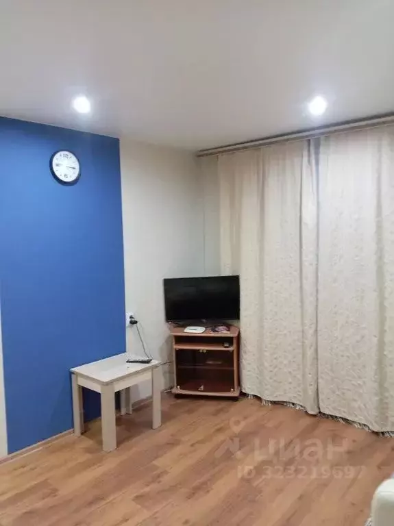 1-к кв. Удмуртия, Ижевск Молодежная ул., 24 (30.0 м) - Фото 2