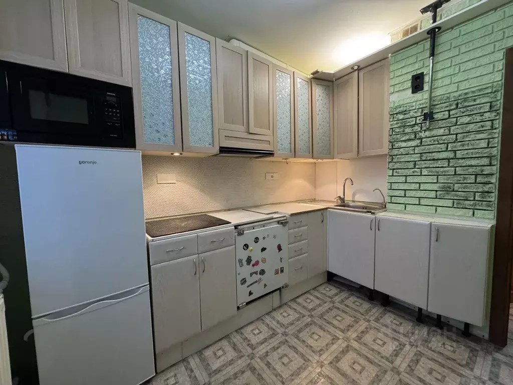 2-к кв. Московская область, Реутов Носовихинское ш., 3 (55.0 м) - Фото 2