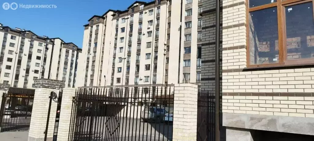 2-комнатная квартира: Владикавказ, улица Астана Кесаева, 46 (67.1 м) - Фото 1