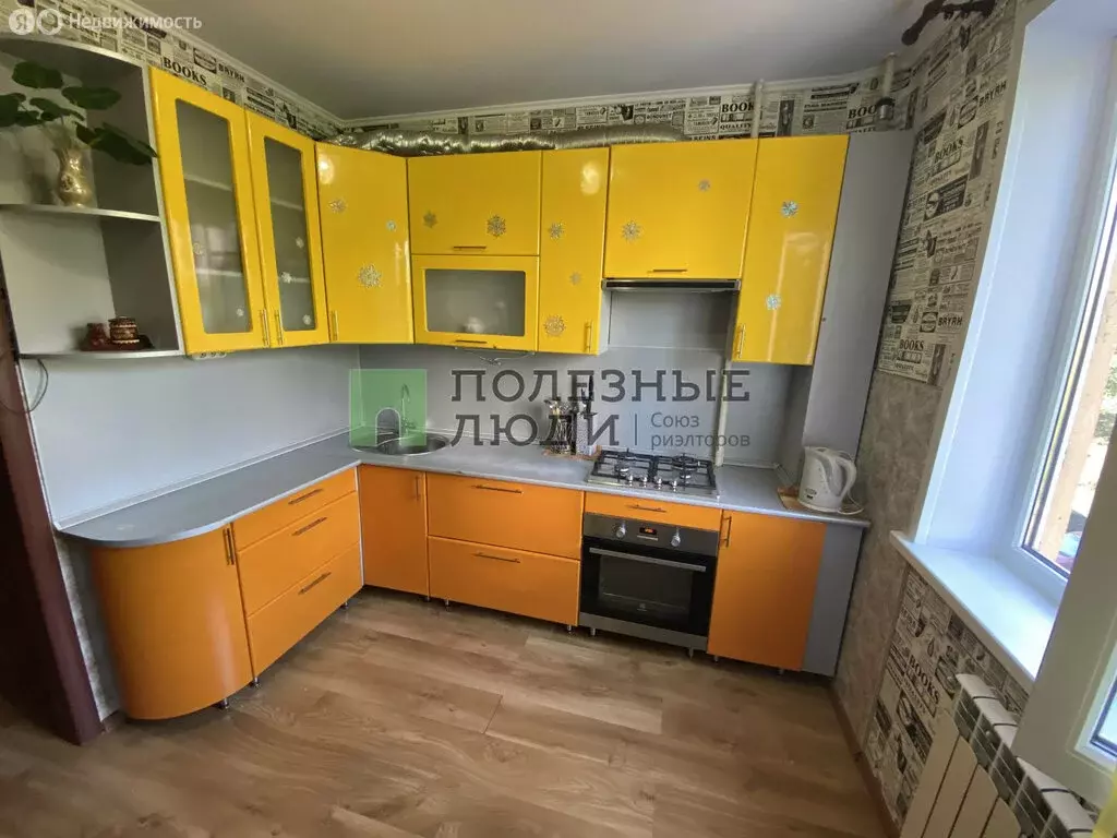 2-комнатная квартира: Белгород, улица Щорса, 47А (60 м) - Фото 0