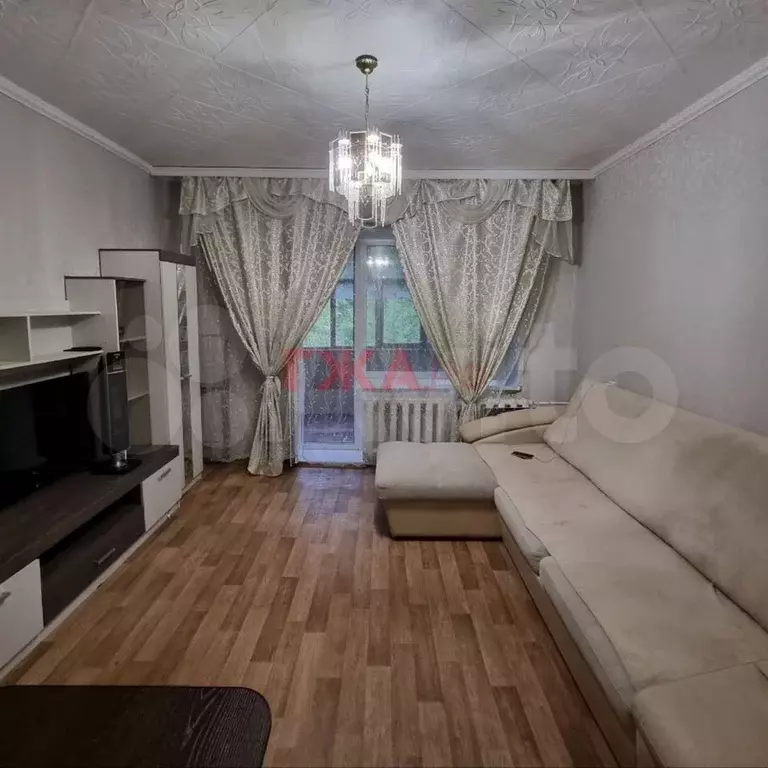 3-к. квартира, 68 м, 2/2 эт. - Фото 0