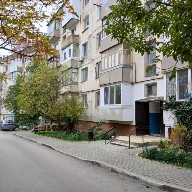 3-к кв. Крым, Феодосия ул. Володарского, 35 (70.0 м) - Фото 2