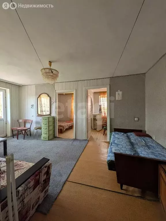 3-комнатная квартира: Черноморское, улица Кирова, 25 (44.8 м) - Фото 1