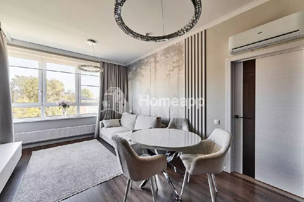 Продается 3-комнатная квартира - Фото 1