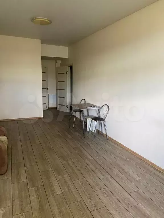 2-к. квартира, 60 м, 1/6 эт. - Фото 1
