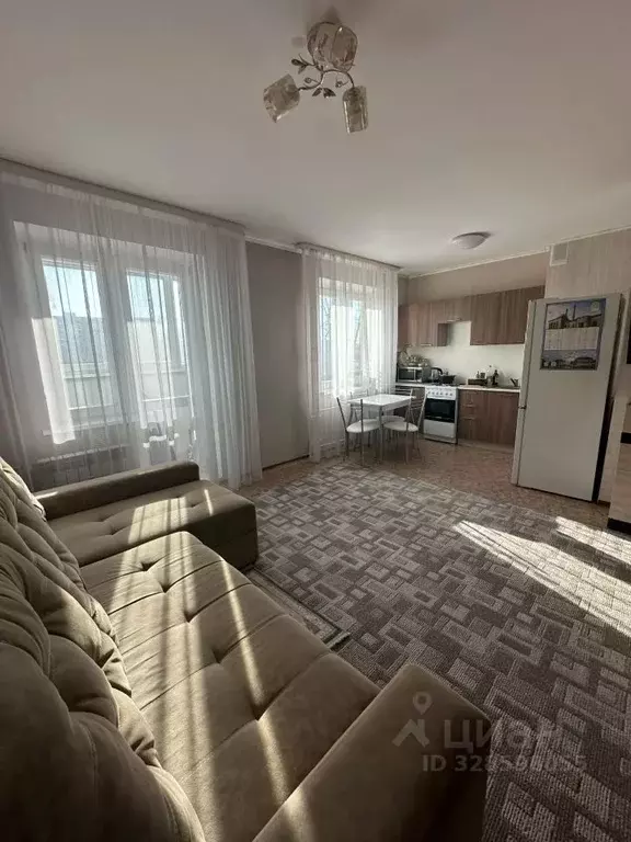 Студия Омская область, Омск Осоавиахимовская ул., 181к1 (33.1 м) - Фото 1