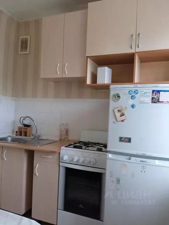 1-к кв. Красноярский край, Красноярск ул. 60 лет Октября, 62 (33.0 м) - Фото 1